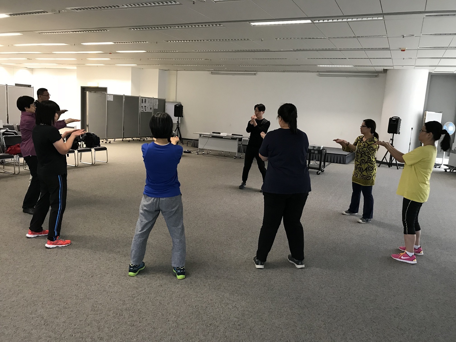 10月21日_五行經絡拉筋法.JPG 10月21日_五行經絡拉筋法.JPG