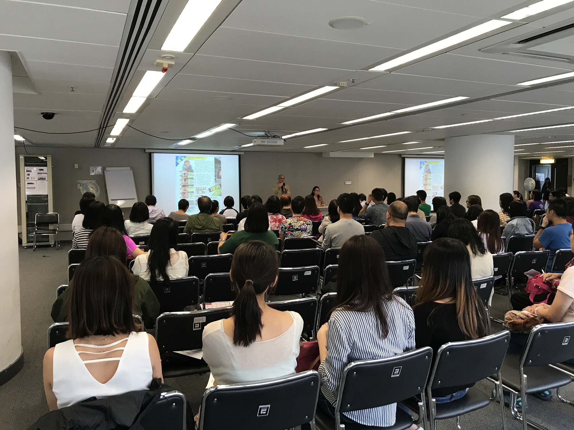 10月27日_嗓音學及聲帶護理講座.JPG 10月27日_嗓音學及聲帶護理講座.JPG