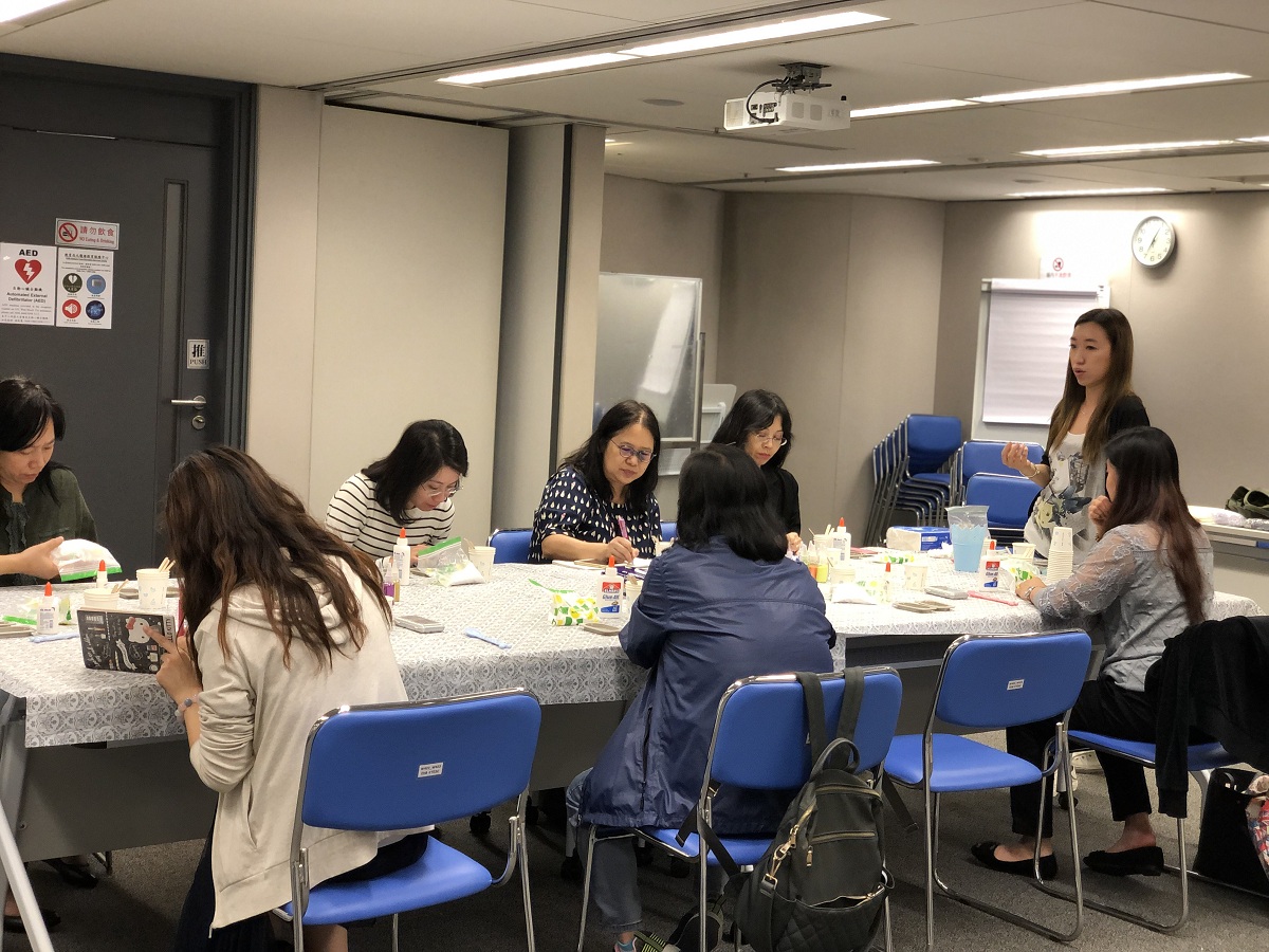 10月31日_韓式「藝術‧香舒」擴香石工作坊.JPG 10月31日_韓式「藝術‧香舒」擴香石工作坊.JPG