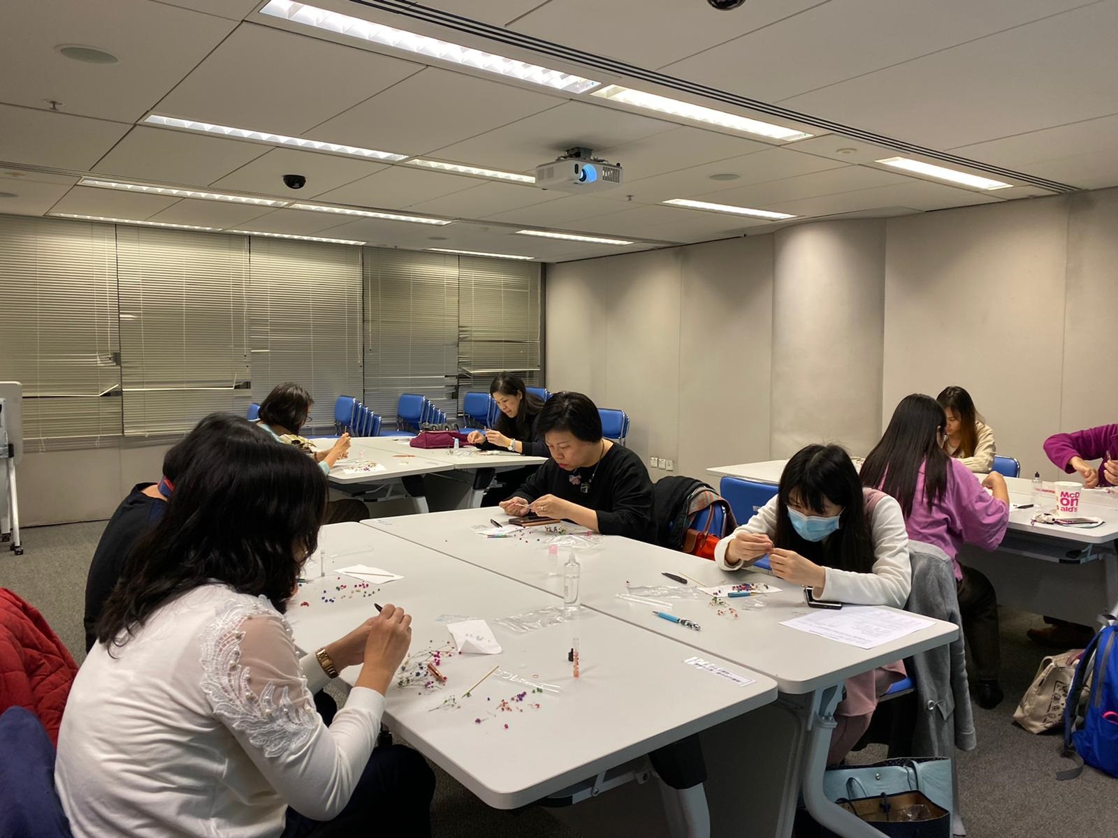 12月13日_押花藝術之飄浮花原子筆工作坊.jpg 12月13日_押花藝術之飄浮花原子筆工作坊.jpg