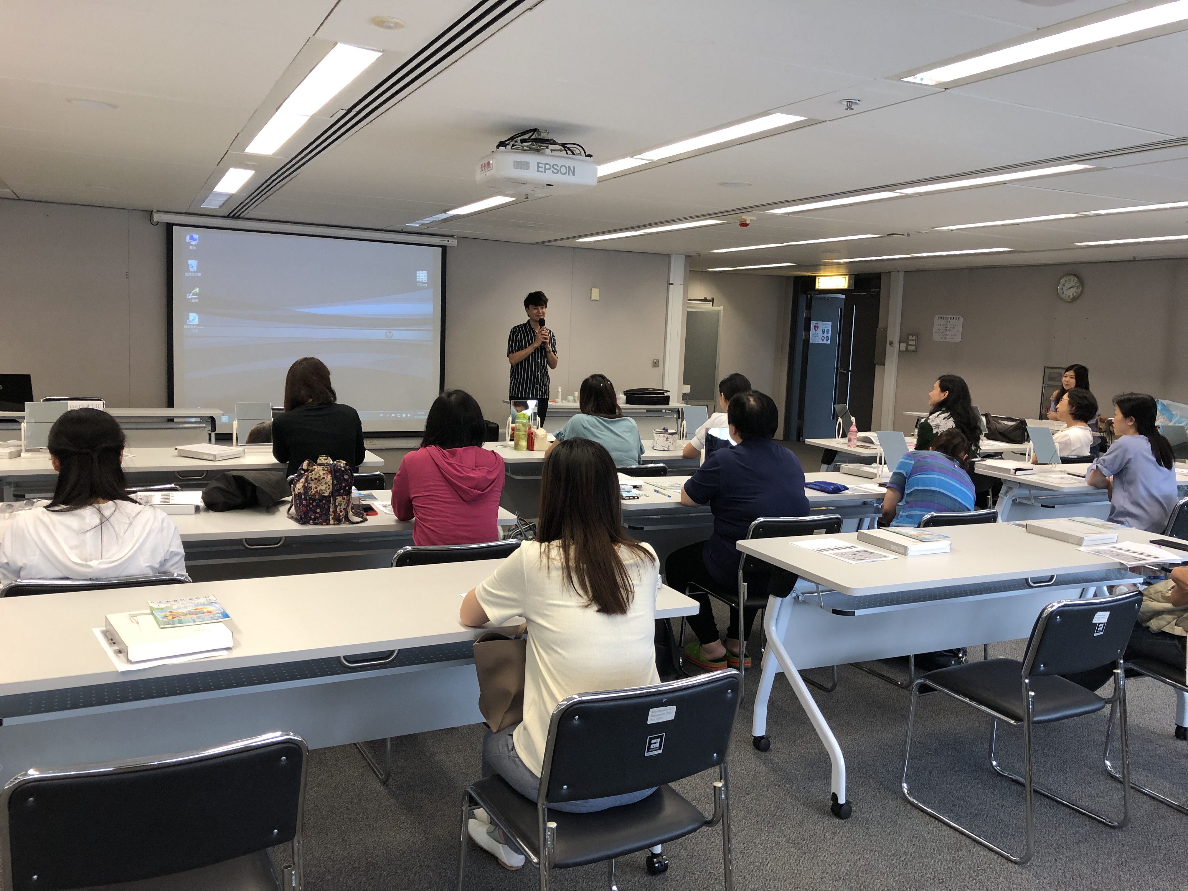 7月17日形象設計及護膚化妝工作坊.JPG 7月17日形象設計及護膚化妝工作坊.JPG